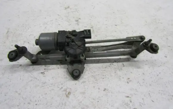 Volkswagen Up Front wiper linkage and motor 1S1955023C
