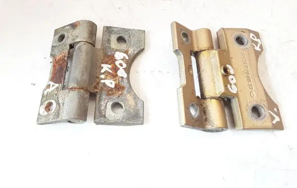 Mercedes-Benz W123 Front door hinge set 1237200037 473U