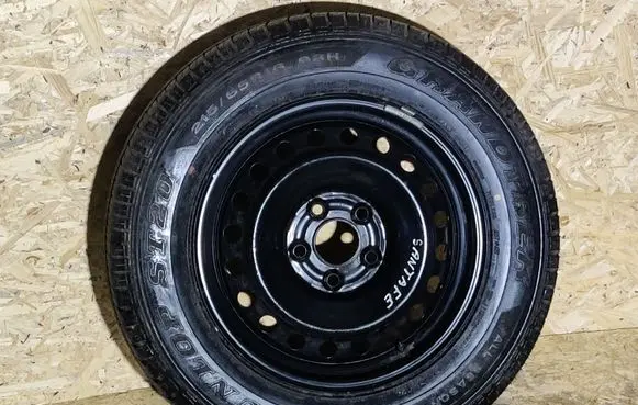 Hyundai Santa Fe R16 spare wheel 