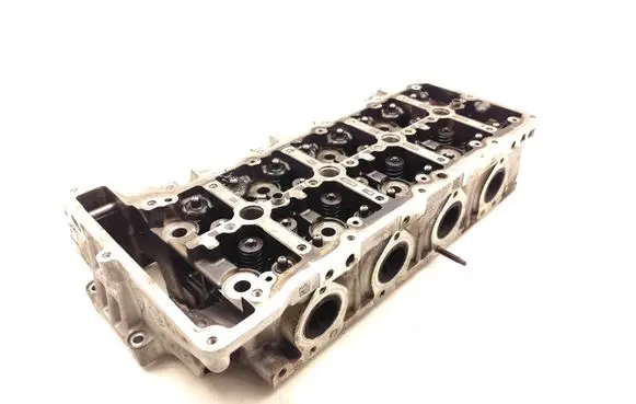 BMW 3 E90 E91 Engine head 7812603