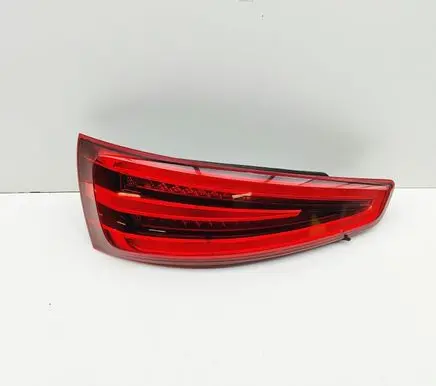 Audi RS Q3 Rear/tail lights 8U0945093H F03489000