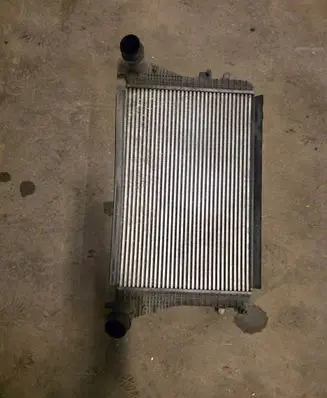 Volkswagen PASSAT B7 Intercooler radiator