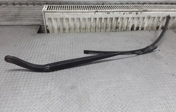 Renault Scenic II - Grand scenic II Windshield/front glass wiper blade 8200466006