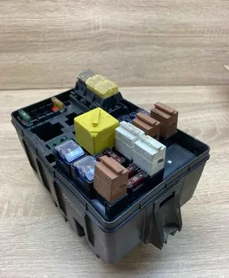 Ford Mondeo MK II Fuse box set 93BG14411AC 71541015