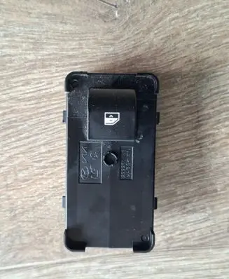 Hyundai Kona II Electric window control switch 93581N200