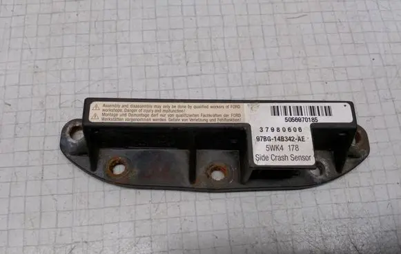 Ford Mondeo MK II Airbag deployment crash/impact sensor 97BG14B342AE 37980606 5WK4178