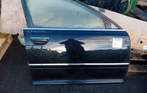 Audi A8 S8 D3 4E Front door