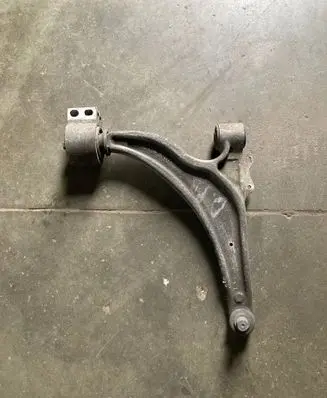 Chevrolet Orlando Front lower control arm/wishbone RHCOBA