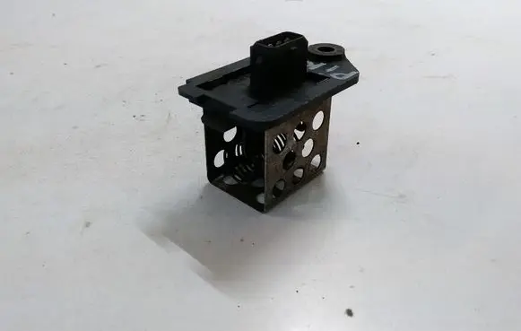 Peugeot 206 Fan control module 9641212480