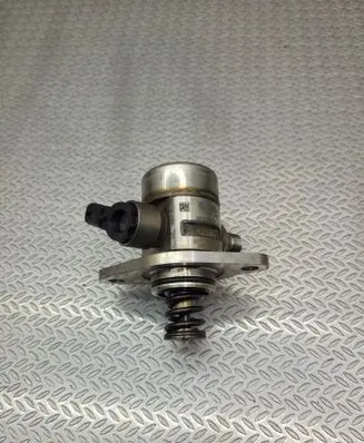 Opel Mokka B Fuel injection high pressure pump 9812133780
