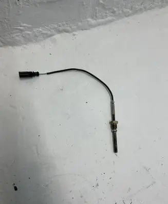 Audi A4 S4 B8 8K Exhaust gas temperature sensor 03L906088D