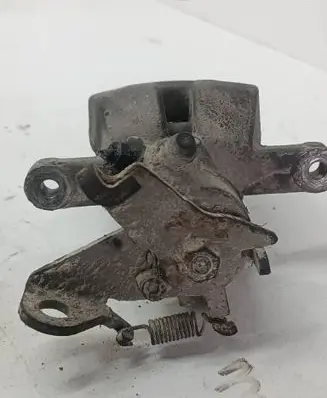 Renault Megane II Rear brake caliper