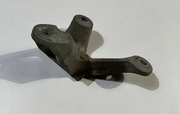 Chevrolet Corvette C7 Engine mount bracket 23207232