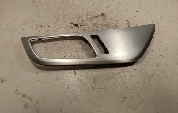 Mercedes-Benz SLK R172 Front door handle cover 1769C 36144351