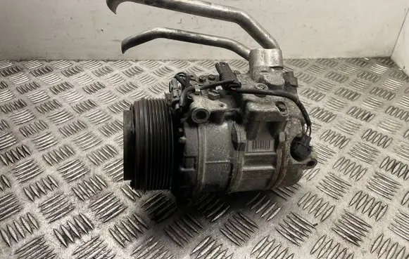 BMW 5 GT F07 Air conditioning (A/C) compressor (pump) 6987890