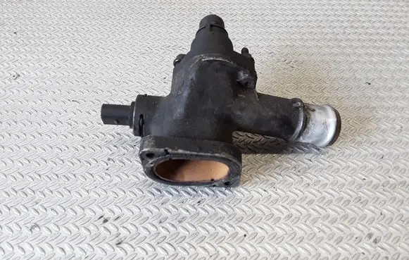 Ford Galaxy Engine coolant pipe/hose 038121133J
