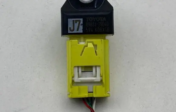 Toyota Prius Prime Airbag deployment crash/impact sensor 8983128040 594K08XSB