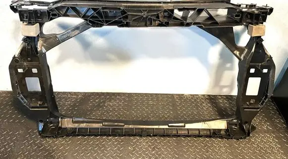 Radiator support slam panel bracket