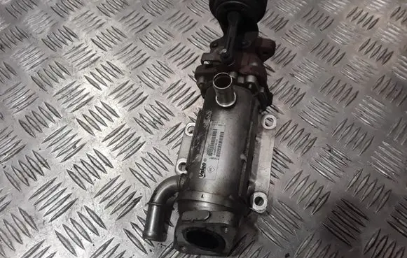 Renault Scenic II - Grand scenic II EGR valve cooler 8200873678