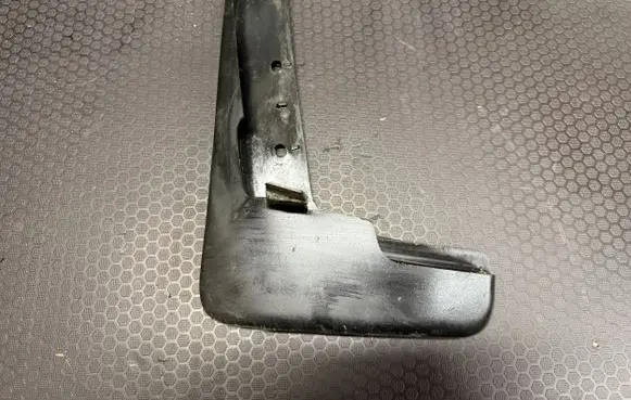 Nissan X-Trail T31 Front mudguard 63855JG000