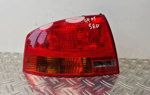 Audi A4 S4 B7 8E 8H Rear/tail lights 8E5945095