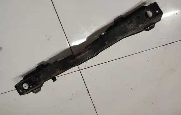 Toyota Corolla Verso AR10 Radiator support slam panel