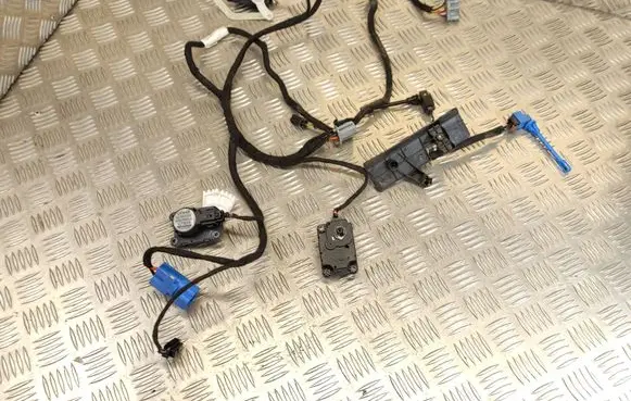 Renault Zoe Air flap motor/actuator a21201700 a71314600 E00450