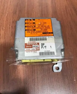 Toyota Avensis Verso Airbag control unit/module 89170-44040 231000-2450