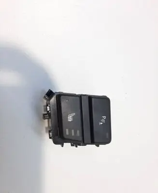 BMW 5 E60 E61 Seat heating switch 915907702