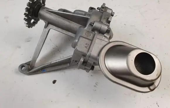 Ford S-MAX Oil pump 9682393380
