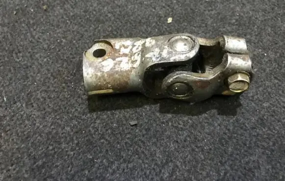 Steering column universal joint