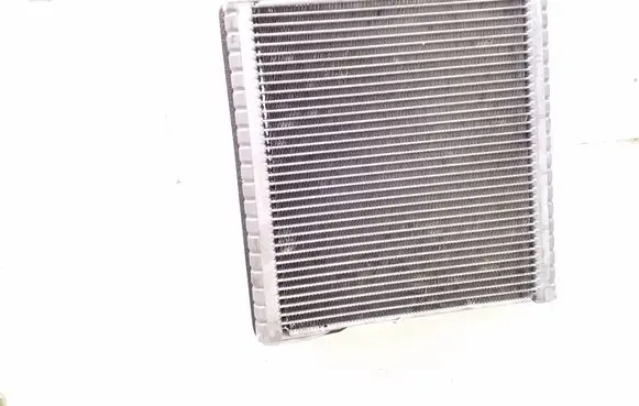 Air conditioning (A/C) radiator (interior)