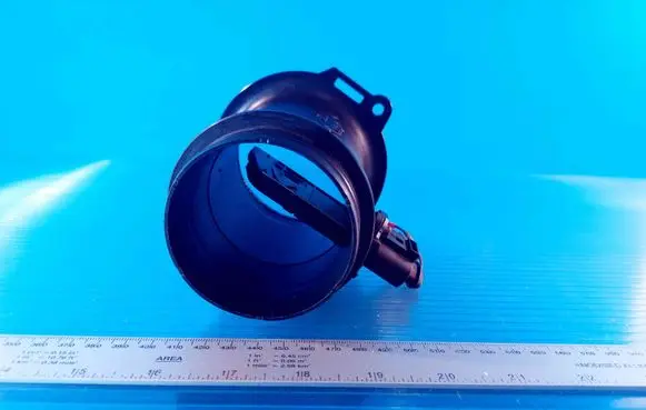 Audi A4 S4 B7 8E 8H Mass air flow meter 06D906461