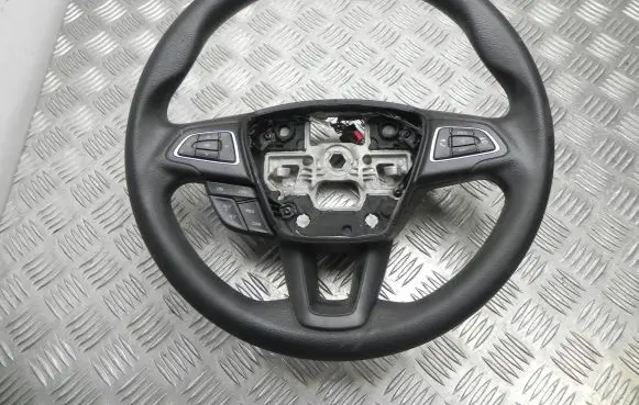 Ford Focus Steering wheel GJ543600AB Baldai3853