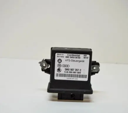 Skoda Octavia Mk2 (1Z) Light module LCM 5M0907357C
