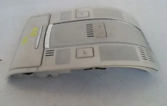 Audi A6 S6 C6 4F Front seat light lampkii