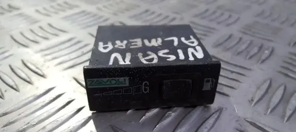 Nissan Almera Fuel (gas) shift switch 