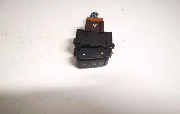 Nissan X-Trail T31 Seat heating switch 