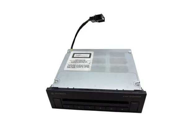 Volkswagen PASSAT B6 CD/DVD changer 3C0035110