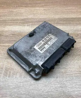 Audi A3 S3 8P Engine control unit/module ECU 06A906018AK 0261204675