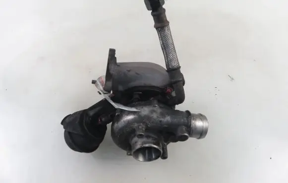 Volkswagen PASSAT B5 Turbo 028145702H