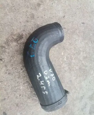 Volvo V70 Intercooler hose/pipe