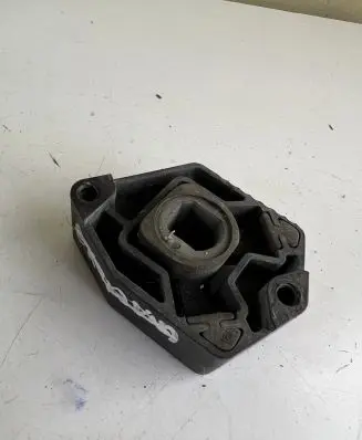 Skoda Fabia Mk2 (5J) Radiator mount bracket