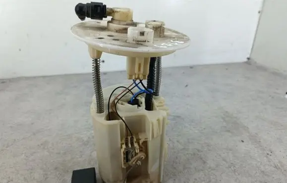 Toyota Prius (NHW20) In-tank fuel pump 77020-47041