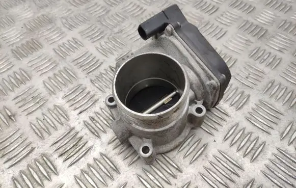 Audi A4 S4 B8 8K Throttle valve 06F133062J