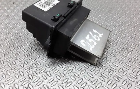 Chrysler Pacifica Heater blower motor/fan resistor 73841377