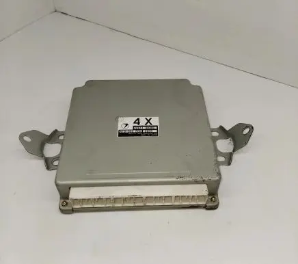Subaru Impreza II Engine control unit/module 22611