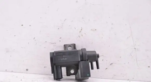 Toyota Avensis T250 Turbo solenoid valve 258190R011