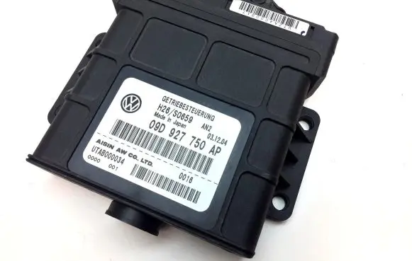 Volkswagen Touareg I Gearbox control unit/module 09D927750AP