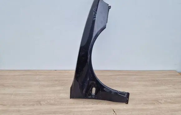 Mitsubishi Galant Fender MB2732256